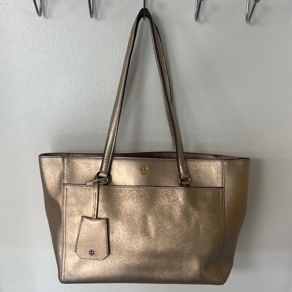 Rose Gold Tote // Tory Burch - Picture 3 of 9